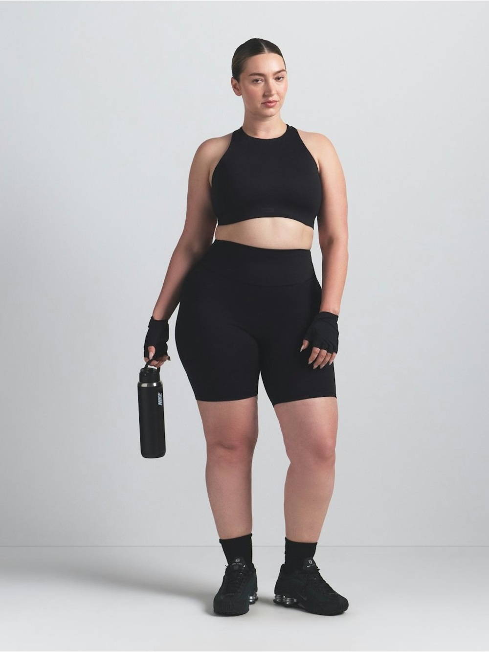 NikeSKIMS Matte 7” Biker Shorts Obsidian Large High Waist Dri-FIT Sculpting NWT
